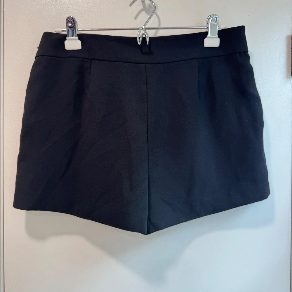 J. Crew Skort Black Mini Skirt Shorts Lined‎ Side Zip Pockets Career Size 10